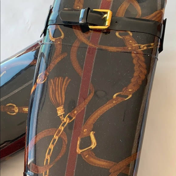 Chic Ralph Lauren Rain Boots - Picture 2 of 2